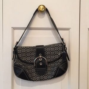 Small Coach shoulder bag